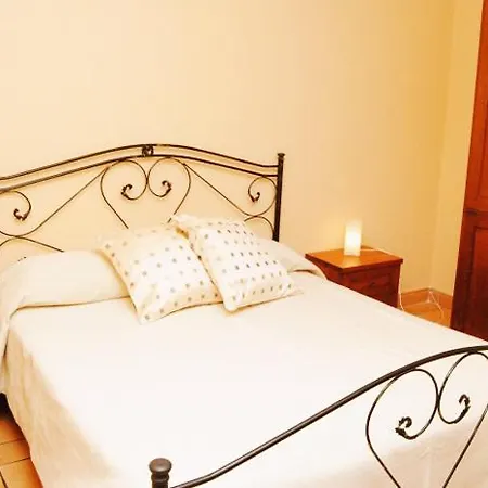 Martina Aparthotel *